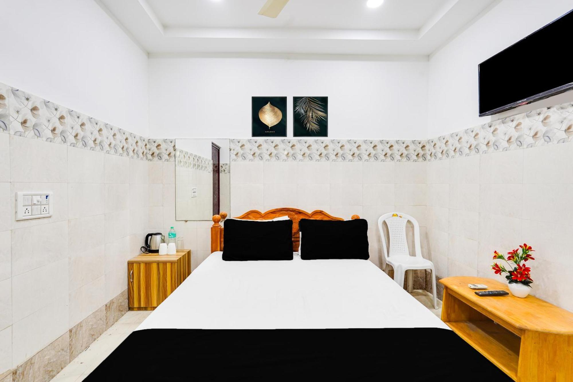 Super Hotel O Kalaingar Nagar Padappai Екстер'єр фото