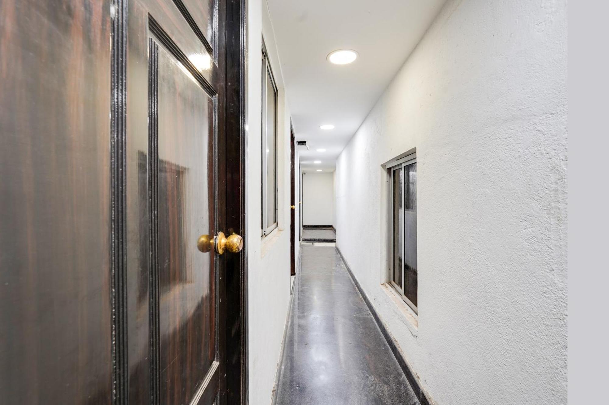 Super Hotel O Kalaingar Nagar Padappai Екстер'єр фото